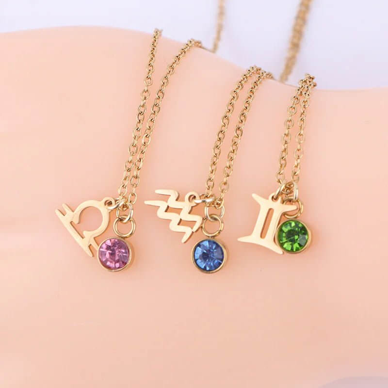 Collier en or avec pierre de naissance du zodiaque