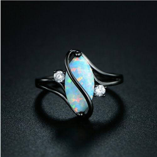 Luxurious Opal Ring - 11 Étoiles