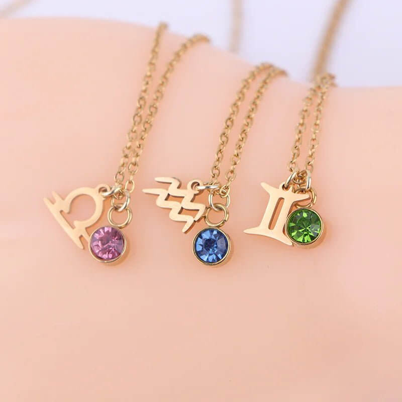 Collier en or avec pierre de naissance du zodiaque