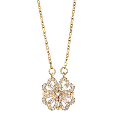 Collier en acier titane avec trèfle à quatre feuilles