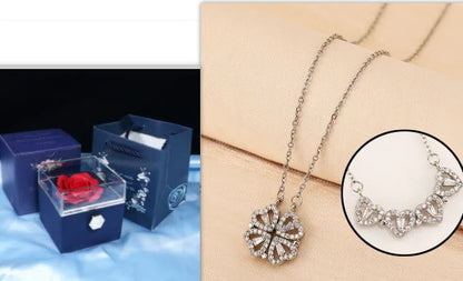 Conjunto de regalo con collar de trébol de cuatro hojas y corazón: delicada joyería de oro