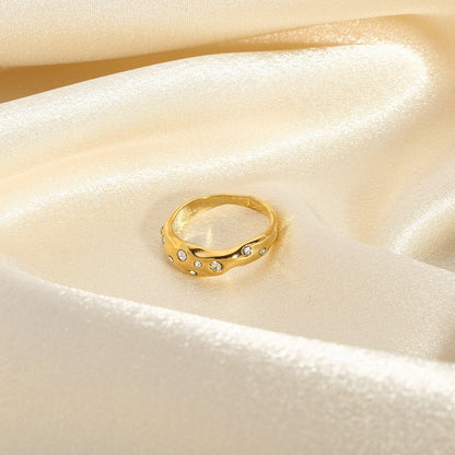Snake-Shape Ring - 11 Étoiles