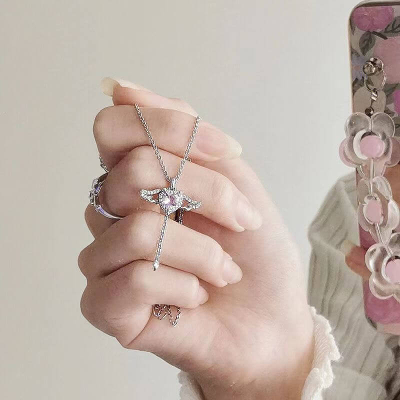 Heart Wings Necklace - 11 Étoiles