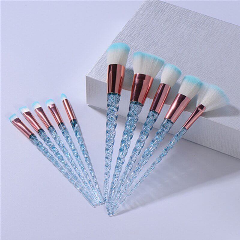 The 8-Piece Makeup Brush Set is a must-have for flawless makeup application. This versatile set includes all the essentials, from foundation and blush brushes to precision tools for eyeshadow and eyeliner. Crafted with soft, high-quality bristles, these brushes are gentle on the skin and provide smooth, even application. The lightweight, ergonomic handles offer easy control, making them perfect for both beginners and professionals. 