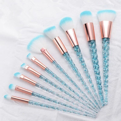 The 8-Piece Makeup Brush Set is a must-have for flawless makeup application. This versatile set includes all the essentials, from foundation and blush brushes to precision tools for eyeshadow and eyeliner. Crafted with soft, high-quality bristles, these brushes are gentle on the skin and provide smooth, even application. The lightweight, ergonomic handles offer easy control, making them perfect for both beginners and professionals. 