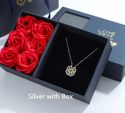Conjunto de regalo con collar de trébol de cuatro hojas y corazón: delicada joyería de oro